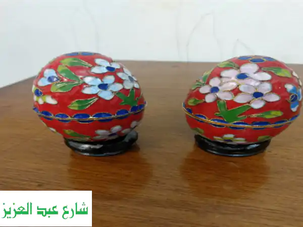 Old cloisonné eggs in good condition