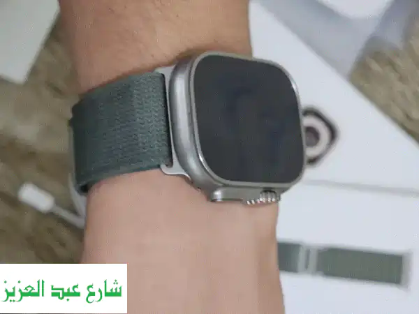 Apple Watch Ultra 1 للبيع  كالجديدة تمامًا مع جميع الملحقات والفاتور