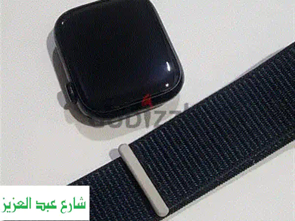 Apple Watch Series 9 (45mm) WiFi + Cellular - بطارية 100% - حالة ممتازة!