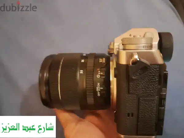 Fujifilm XT5 Mirrorless Camera with 1855 mm Lens  like new.