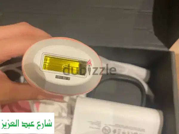 بشرة ناعمة تدوم: جهاز Braun Silkexpert Mini IPL لإزالة...