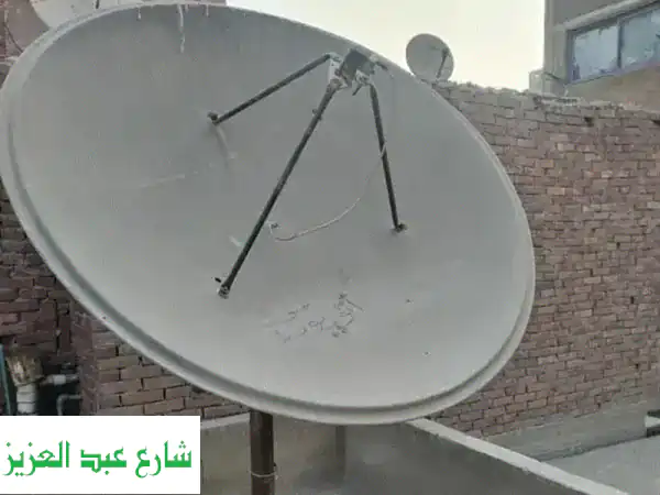 طبق دش بيرفكس 2.4 متر بحالة الجديد: قوة استقبال...