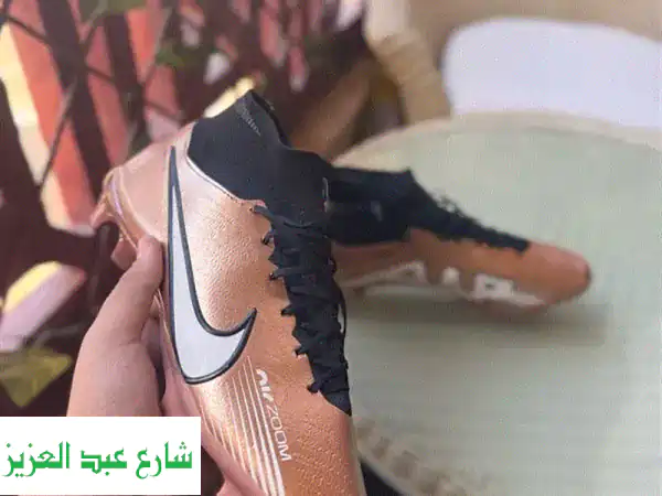 ستارز اير زوم الأصلي (مقاس 44/45): حذاء رياضي بتقنية Air...