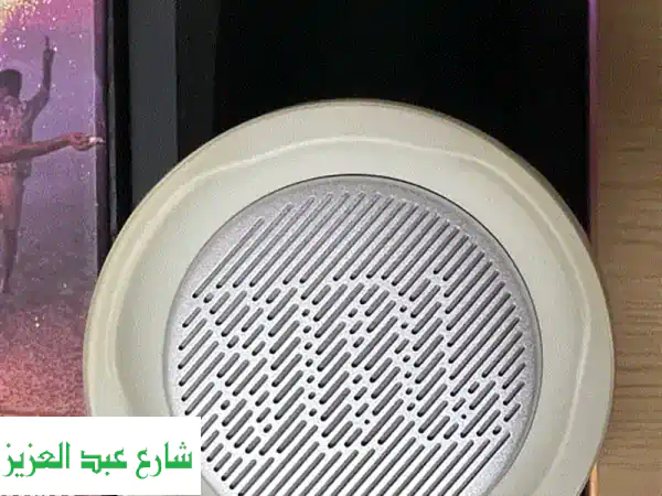 JBL Pulse 4 للبيع: أغمر حواسك بصوت 360° وإضاءة ساحرة! (حالة ممتازة، سعر مغرٍ)