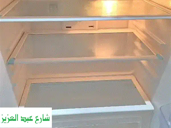 استثمار ذكي: ثلاجة توشيبا 16 قدم نوفروست بلازما سيلفر كسر زيرو - بحالة المصنع بضمان!