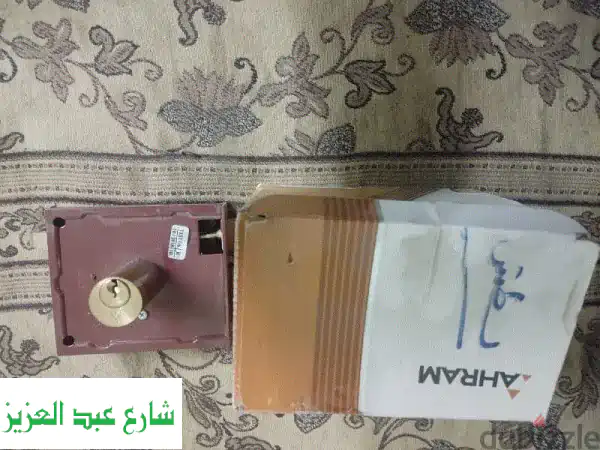 كلون باب الأهرام: أمان بيتك يبدأ هنا - شقق وغرف نوم...
