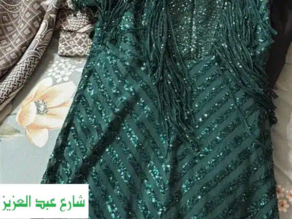 ✨ اكتشفي 5 فساتين نسائية فاخرة للبيع - لبسة واحدة فقط! كأنها جديدة وبسعر لا يُقاوم!