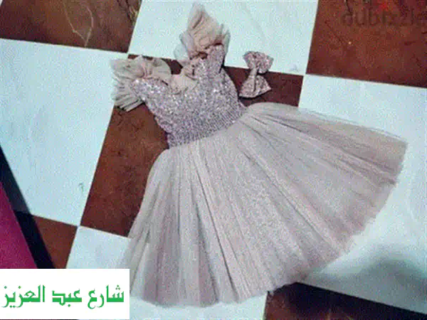 فستان أطفال رقيق لعمر 2-4 سنوات: أناقة لا تضاهى وراحة مثالية لملابس بناتكِ الصغيرات!