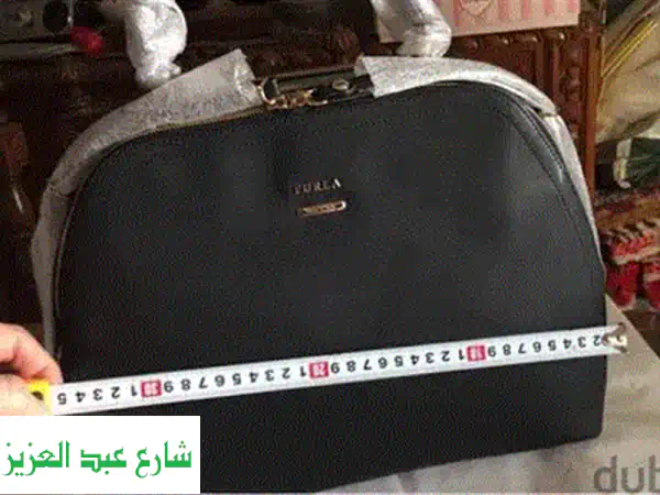 تألقي بـ حقيبة يد بربري جديدة فاخرة | جلد طبيعي 100% | أناقة عصرية ومقابض فضية مميزة