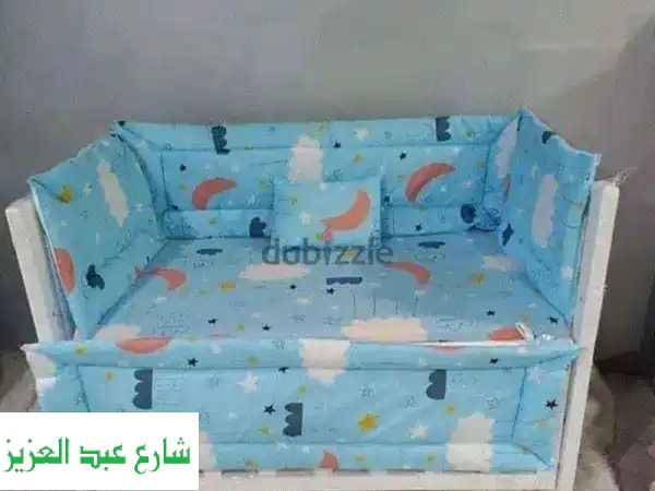 سرير أطفال الأحلام: هزاز، ثابت، وجنب سرير الأم! متكامل بمرتبة ومشتملات أساسية ✨
