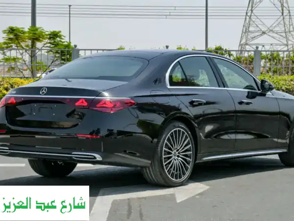 إيجار E200: أداء رفيع، جاذبية مطلقة | احجز تجربتك...