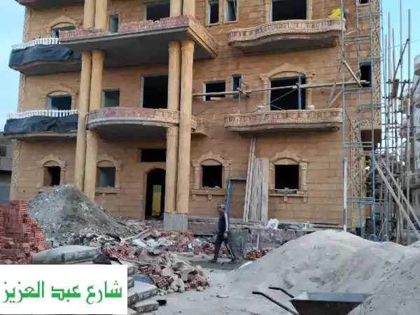 أناقة خالدة لمنزلك: تصميم واجهات حجر هاشمي وأزازي عصري