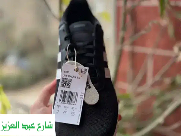 كوتشي أديداس أوريجينال مقاس 46 | عروض Black Friday نوفمبر...