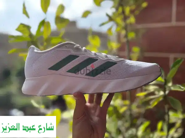 كوتشي أديداس أوريجينال مقاس 46 | عروض Black Friday نوفمبر لا تُفوت!