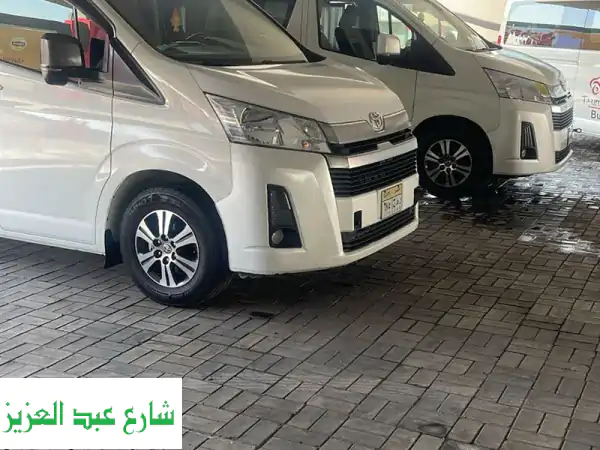 تأجير ميكروباص الرفاهية العصرية: الأحدث لرحلات مجموعتك الصغيرة الفاخرة!