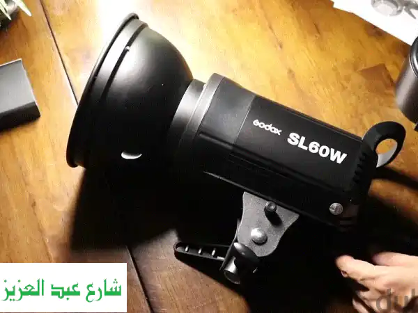 Godox SL 60W Headlight: إضاءة الفيديو الاحترافية الأفضل...