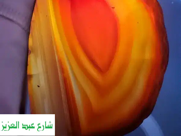 عقيق أصلي طبيعي 100% للبيع | حجر خام فريد وساحر...