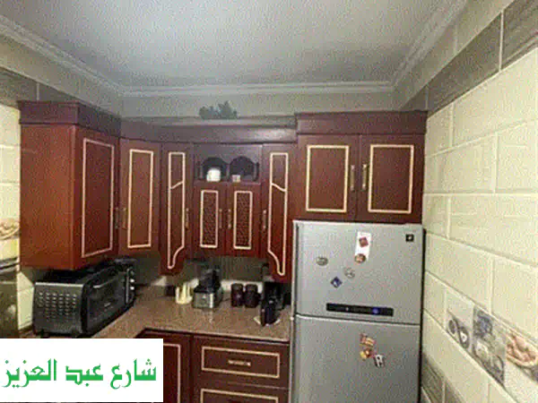 عجان كينوود إنجليزي أصلي مستورد | متعدد الوظائف (مفرمة، خلاط، مطحنة) بحالة ممتازة