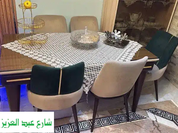 فرصة لا تعوض! انتريه قبانى فاخر وسفرة كاملة (6 كراسي + بوفيه) بحالة ممتازة - تخفيض كبير للسفر!