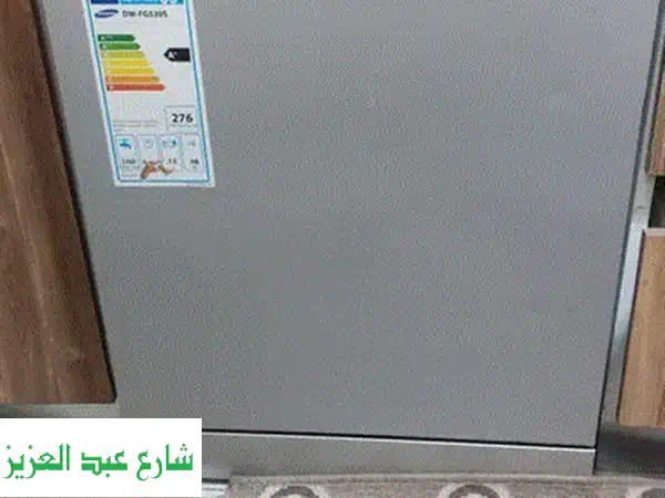 غسالة أطباق زانوسي 15 فرد 6 برامج ديجيتال استانلس | الأناقة والكفاءة لمطبخك