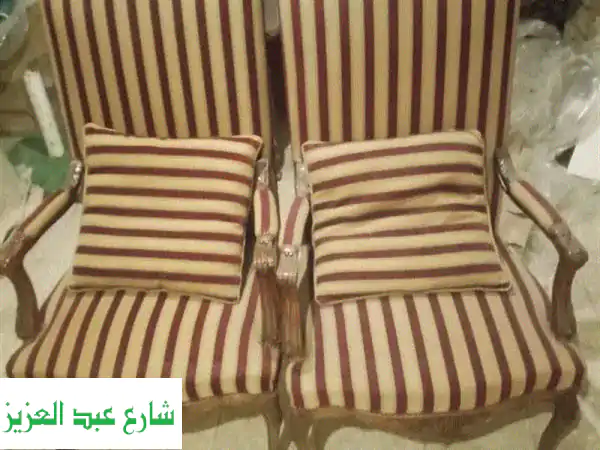 فرصة لا تعوض! تصفية أثاث منزلي كامل: كراسي، سرير خشب، دواليب، كنبة خارجية والمزيد بأسعار مذهلة!