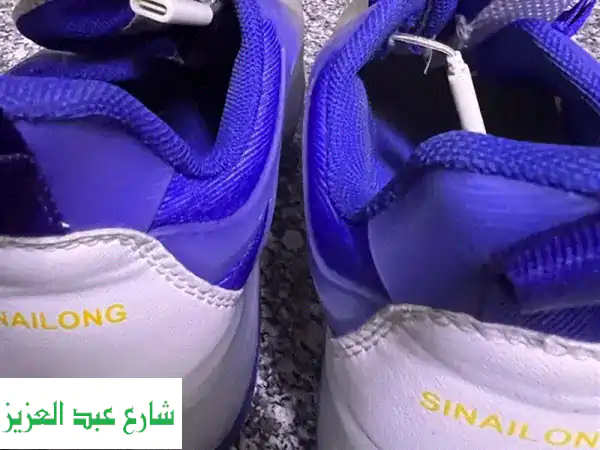 للبيع: أحذية تزلج Sinailong مقاس 34 - شبه جديدة من السعودية! انطلق الآن!