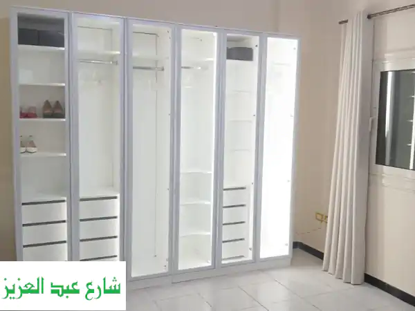 دريسنج مودرن فاخر: خشب كونتر طبيعي وزان أحمر،...