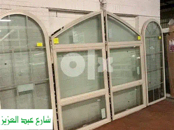 الوميتال كاش وتقسيط: أبواب، شبابيك، مطابخ، شيش حصيرة وسلك بيلاسيه – جودة، أناقة، وراحة لمنزلك.