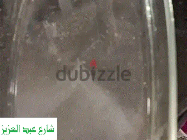 اكتشف طقم بايركس فرنسي الأصلي: مستطيل ومدور...