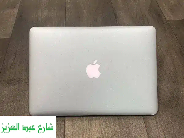 MacBook Air 2017: الأناقة، الأداء، والضمان بين يديك! (Core i5, 8GB RAM, 256 SSD)