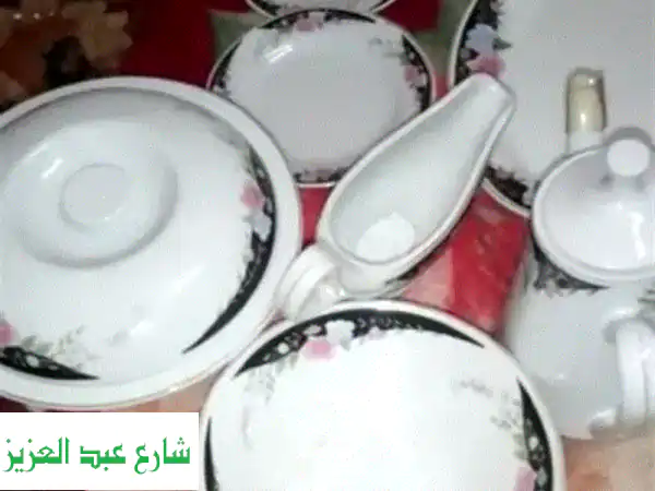 عرض حصري: طقم سفرة بورسلان صيني فاخر 95 قطعة درجة...