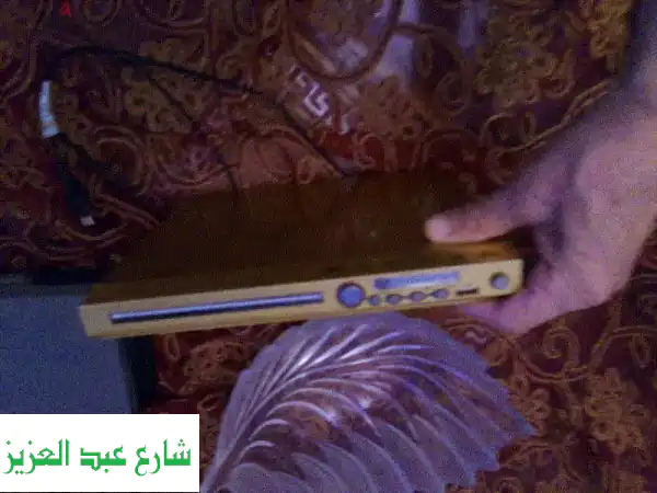 فرصة ذهبية: مجموعة أجهزة إلكترونية وكهربائية متكاملة للبيع! تلفزيونات، DVD، هاتف سيمنز – صفقة لا تفوّت!