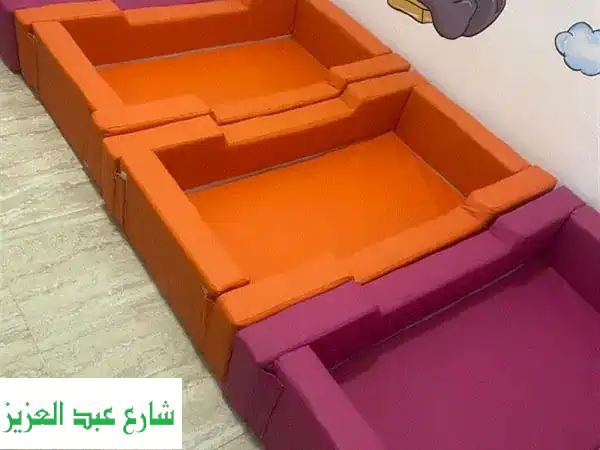 فرصة ذهبية: مستلزمات حضانة وأطفال للبيع - جديد بالكرتون ومستعمل بحالة ممتازة! أدوات حضانة كاملة بأسعار لا تُصدق