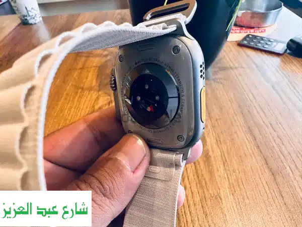 Apple Watch Ultra 1 - زيرو!  بطارية 100%،  شاشة محمية،  سعر لا يُفوّت!