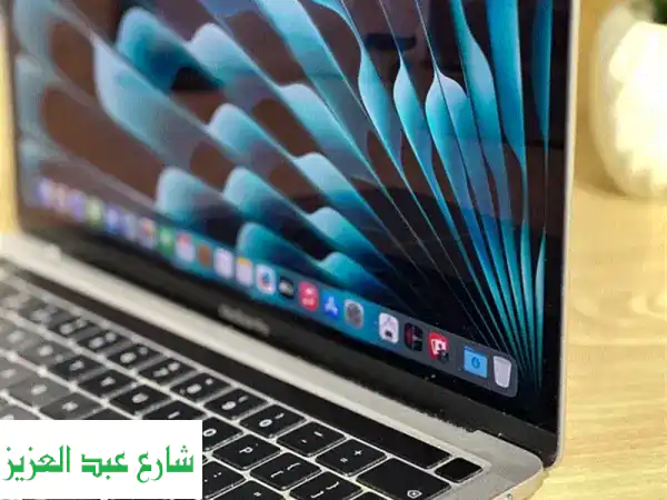 ماك بوك برو M1 (13 بوصة و 16 بوصة) -  أداء خرافي بسعر لا يقاوم!