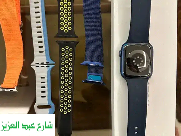 Apple Watch Series 7 أزرق بحالة ممتازة -  سعر لا يقاوم!