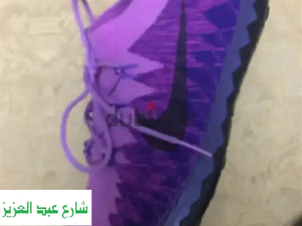 Nike Free RN 30: خفة الريشة وأناقة نايــكي الأصلية - مقاس 39 (وارد أمريكا)