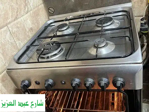 بوتاجاز إنديست إيطالي فاخر - 70 لتر، 60 سم - كالجديد!...