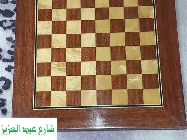 رقعة شطرنج خشبية فاخرة - 35x35 سم - تجربة لعب ملكية!