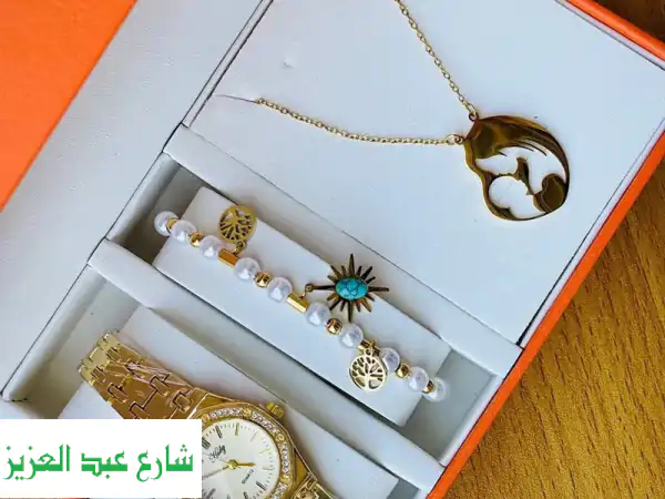 طقم السعادة: أجمل هدية لنفسكِ أو من تحبين ❤️...