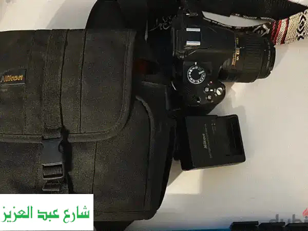 كاميرا نيكون D3200 بحالة ممتازة + عدسة 18-55 - مدينة نصر