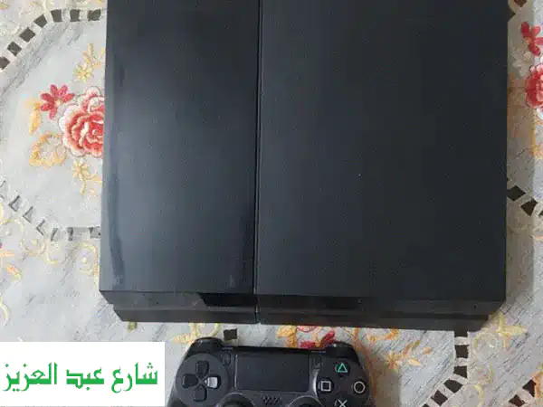 بلاي ستيشن 4 (PS4) بحالة ممتازة - 500GB - 8 ألعاب - سعر نهائي!