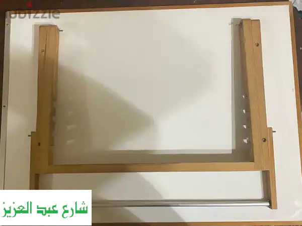 ترابيزة مكتب هندسي + مسطرة حرف T (حالة ممتازة!...