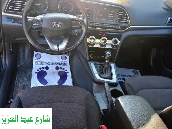 ريتاج لتأجير السيارات: رحلتك تبدأ هنا! 🚗💨