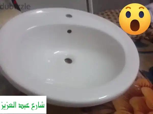 حوض حمام ليسكو كبير الحجم - جديد كليا! فرصة لا تُفوّت!