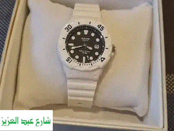 ساعة كاسيو بيضاء جديدة للأولاد والبنات - أصلية...
