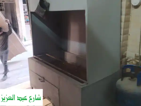 شواية فحم احترافية: طعم لا يُقاوم للحوم والدواجن!