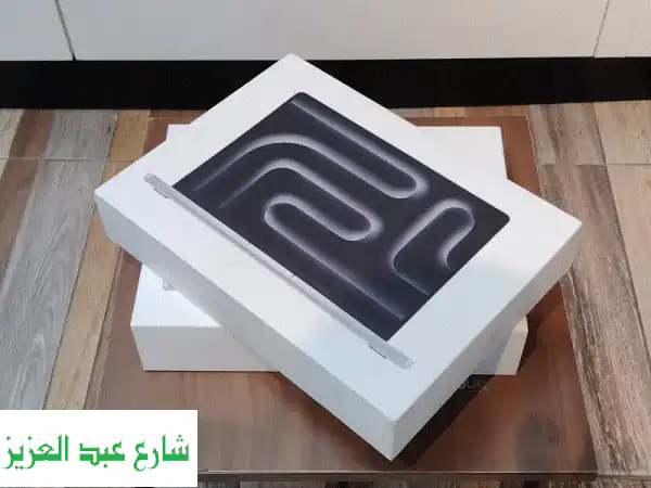 ماك بوك برو 14 إنش M3 - حالة ممتازة، سعر لا يُقاوم!...