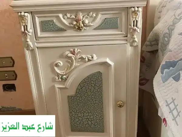 غرفة نوم دمياطي فاخرة من خشب الزان الأحمر - تصميم ملكي بسعر مميز!