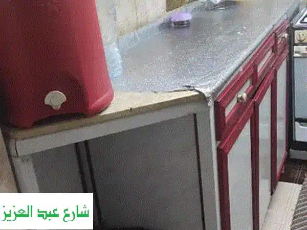 مطبخ خشب أبيض فاخر للبيع - عرض سريع! (5 متر)